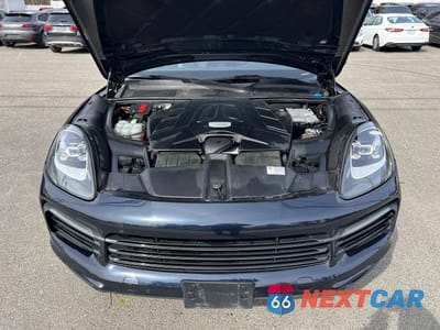 Zdjęcie 8 z 10 samochodu: 2019 PORSCHE CAYENNE VIN:WP1AA2AY3KDA00814 - miniatura