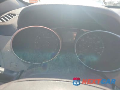 Zdjęcie 9 z 11 samochodu: 2014 HYUNDAI TUCSON SE VIN:KM8JU3AG2EU841402 - miniatura