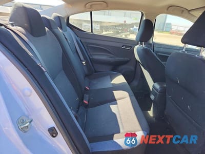 Zdjęcie 10 z 12 samochodu: 2025 NISSAN VERSA SV VIN:3N1CN8EV1SL878000 - miniatura