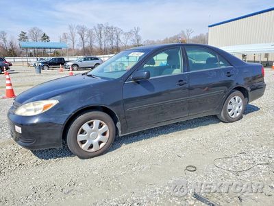 2004 TOYOTA CAMRY LE 4T1BE32KX4U359117 - główne zdjęcie licytacji z USA - miniatura