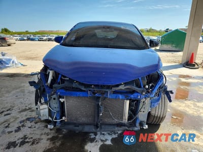 Piąte zdjęcie samochodu w środku: 2018 TOYOTA C-HR XLE PREMIUM VIN:NMTKHMBXXJR049075 - miniatura