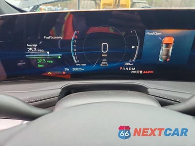Zdjęcie 9 z 13 samochodu: 2025 CADILLAC XT4 PREMIUM LUXURY VIN:1GYFZDR49SF152494 - miniatura
