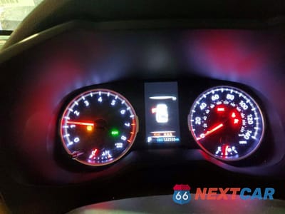 Zdjęcie 9 z 13 samochodu: 2019 TOYOTA RAV4 LE VIN:2T3G1RFV6KW031108 - miniatura