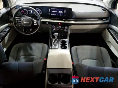 Zdjęcie 8 z 13 samochodu: 2022 KIA CARNIVAL LX VIN:KNDNB4H38N6090878 - miniatura