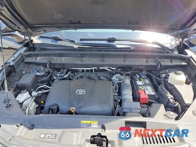 Zdjęcie 12 z 14 samochodu: 2021 TOYOTA HIGHLANDER LE VIN:5TDZZRAH3MS073291 - miniatura