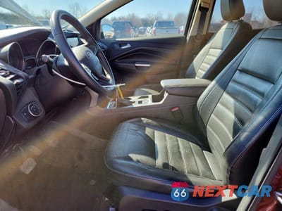 Zdjęcie 7 z 13 samochodu: 2018 FORD ESCAPE SEL VIN:1FMCU9HD6JUB18248 - miniatura