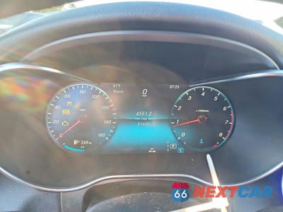 Zdjęcie 9 z 11 samochodu: 2019 MERCEDES-BENZ C 300 4MATIC VIN:WDDWJ8EB4KF773611 - miniatura