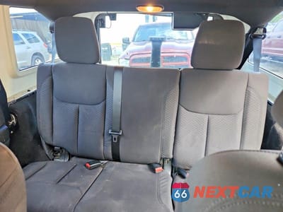 Zdjęcie 10 z 13 samochodu: 2013 JEEP WRANGLER UNLIMITED SPORT VIN:1C4BJWDG9DL545196 - miniatura