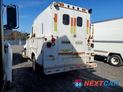 Drugie zdjęcie samochodu z przodu: 2009 CHEVROLET C5500 UTILITY / SERVICE TRUCK VIN:1GBE5C1919F402517 - miniatura