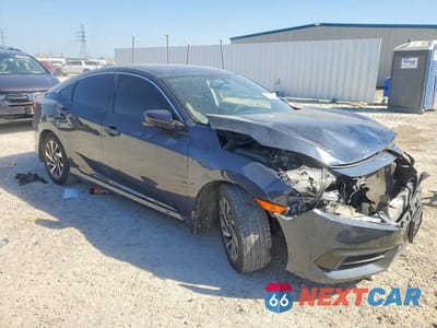 Czwarte zdjęcie samochodu z boku: 2017 HONDA CIVIC EX VIN:19XFC2F7XHE217124 - miniatura