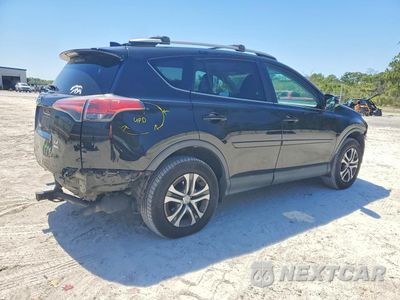 Trzecie zdjęcie samochodu z tyłu: 2018 TOYOTA RAV4 LE VIN:2T3BFREV6JW756817 - miniatura