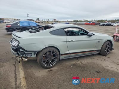 Trzecie zdjęcie samochodu z tyłu: 2021 FORD MUSTANG MACH I VIN:1FA6P8R06M5550082 - miniatura