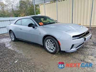 Czwarte zdjęcie samochodu z boku: 2025 DODGE CHARGER DAYTONA R VIN:2C3CDBCK1SR547110 - miniatura