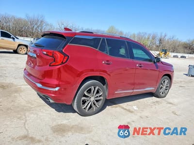Trzecie zdjęcie samochodu z tyłu: 2019 GMC TERRAIN DENALI VIN:3GKALSEX6KL244291 - miniatura