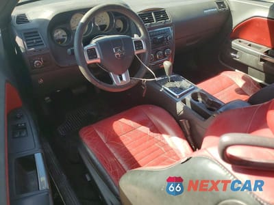 Zdjęcie 8 z 12 samochodu: 2013 DODGE CHALLENGER SXT VIN:2C3CDYAG8DH500912 - miniatura