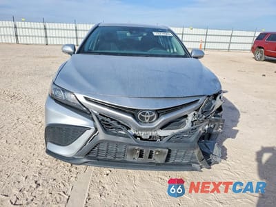 Piąte zdjęcie samochodu w środku: 2024 TOYOTA CAMRY SE VIN:4T1T11AK4RU894991 - miniatura