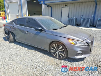 Czwarte zdjęcie samochodu z boku: 2020 NISSAN ALTIMA 2.5 SR VIN:1N4BL4CV9LC226903 - miniatura