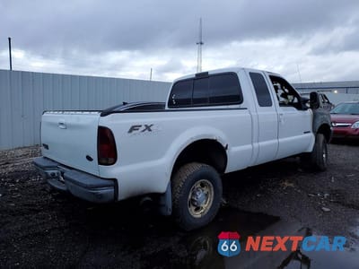 Trzecie zdjęcie samochodu z tyłu: 2003 FORD F250 SUPER DUTY VIN:1FTNX21F63EA53311 - miniatura