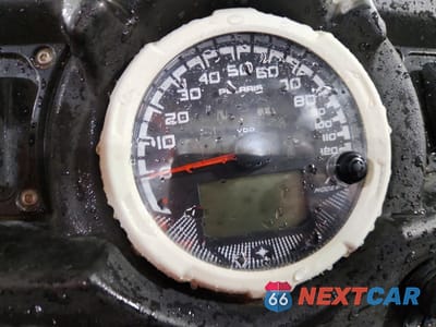 Zdjęcie 8 z 10 samochodu: 2015 POLARIS RZR 1000 XP UTILITY VEHICLE VIN:4XAVDE99XFB315398 - miniatura