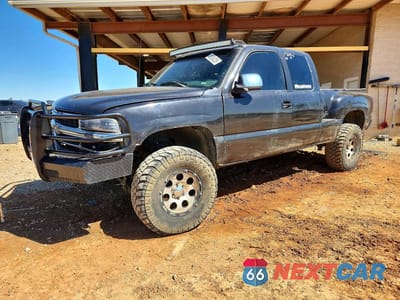 2000 CHEVROLET SILVERADO C1500 2GCEC19T0Y1376827 - główne zdjęcie licytacji z USA - miniatura