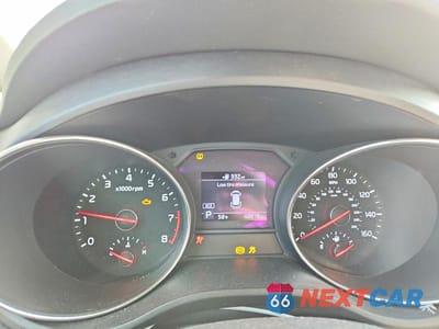 Zdjęcie 9 z 13 samochodu: 2021 KIA SEDONA LX VIN:KNDMB5C14M6671624 - miniatura