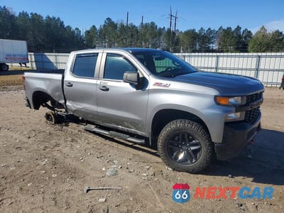 Czwarte zdjęcie samochodu z boku: 2021 CHEVROLET SILVERADO K1500 TRAIL BOSS CUSTOM VIN:1GCPYCEF2MZ371183 - miniatura