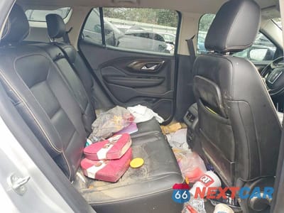 Zdjęcie 11 z 13 samochodu: 2018 GMC TERRAIN DENALI VIN:3GKALXEX2JL300173 - miniatura