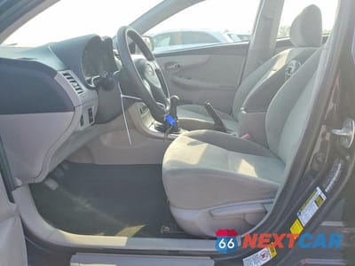 Zdjęcie 7 z 11 samochodu: 2012 TOYOTA COROLLA L VIN:2T1BU4EE2CC857584 - miniatura