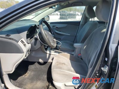 Zdjęcie 7 z 11 samochodu: 2011 TOYOTA COROLLA LE VIN:2T1BU4EE0BC672514 - miniatura