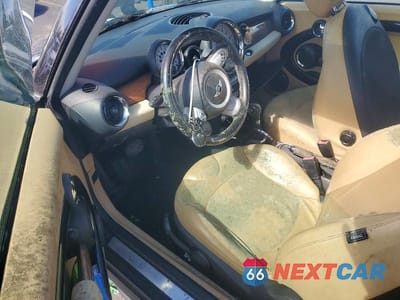 Zdjęcie 8 z 11 samochodu: 2007 MINI COOPER VIN:WMWMF33547TL77087 - miniatura
