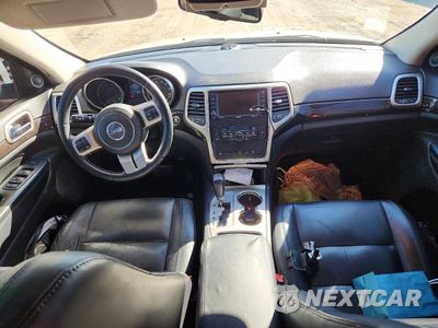 Zdjęcie 8 z 14 samochodu: 2013 JEEP GRAND CHEROKEE LAREDO VIN:1C4RJEAGXDC620971 - miniatura