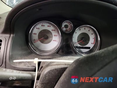 Zdjęcie 9 z 11 samochodu: 2009 PONTIAC G5 VIN:1G2AS18H697295192 - miniatura