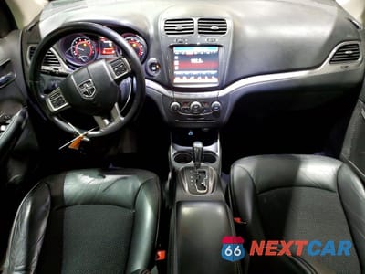 Zdjęcie 8 z 13 samochodu: 2018 DODGE JOURNEY CROSSROAD VIN:3C4PDDGG1JT252132 - miniatura