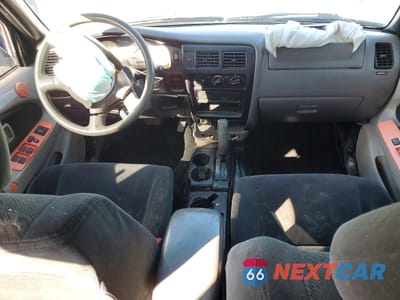 Zdjęcie 8 z 12 samochodu: 2001 TOYOTA TACOMA PRERUNNER V6 VIN:5TEGN92N51Z761590 - miniatura