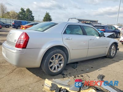 Trzecie zdjęcie samochodu z tyłu: 2006 CHRYSLER 300C VIN:2C3LA63H76H116027 - miniatura