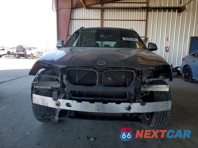 Piąte zdjęcie samochodu w środku: 2017 BMW X3 XDRIVE28I VIN:5UXWX9C50H0T01315 - miniatura