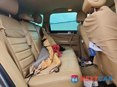 Zdjęcie 11 z 12 samochodu: 2008 VOLKSWAGEN TOUAREG 2 V6 VIN:WVGBE77L28D004943 - miniatura
