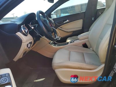 Zdjęcie 7 z 12 samochodu: 2014 MERCEDES-BENZ CLA 250 4MATIC VIN:WDDSJ4GB6EN135097 - miniatura