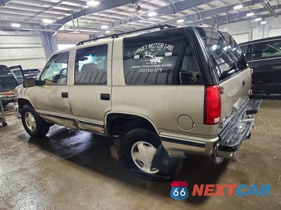 Drugie zdjęcie samochodu z przodu: 1998 GMC YUKON VIN:1GKEK13R3WJ707861 - miniatura