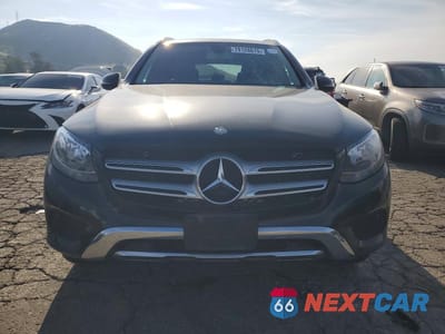 Piąte zdjęcie samochodu w środku: 2016 MERCEDES-BENZ GLC 300 4MATIC VIN:WDC0G4KB6GF108237 - miniatura