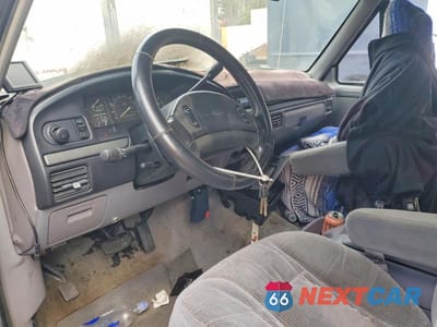 Zdjęcie 8 z 12 samochodu: 1996 FORD F350 VIN:1FTJX35F1TEB36689 - miniatura