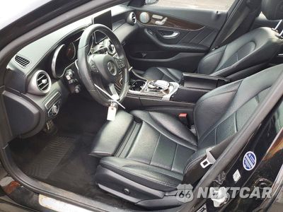 Zdjęcie 7 z 12 samochodu: 2016 MERCEDES-BENZ C 300 4MATIC VIN:55SWF4KB9GU109520 - miniatura