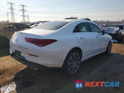 Trzecie zdjęcie samochodu z tyłu: 2023 MERCEDES-BENZ CLA 250 4MATIC VIN:W1K5J4HB9PN366316 - miniatura