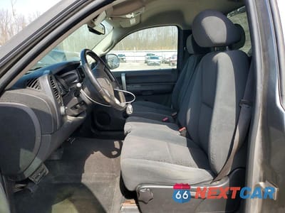 Zdjęcie 7 z 11 samochodu: 2007 CHEVROLET SILVERADO K1500 VIN:1GCEK14C27Z577919 - miniatura