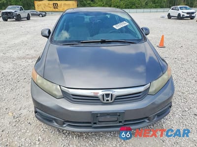 Piąte zdjęcie samochodu w środku: 2012 HONDA CIVIC EX VIN:2HGFB2F8XCH329318 - miniatura