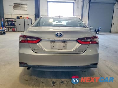 Zdjęcie 6 z 12 samochodu: 2022 TOYOTA CAMRY HYBRID LE VIN:4T1C31AKXNU577544 - miniatura