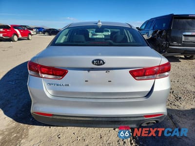 Zdjęcie 6 z 12 samochodu: 2017 KIA OPTIMA LX VIN:KNAGT4L30H5148566 - miniatura