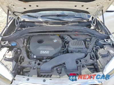 Zdjęcie 12 z 12 samochodu: 2018 BMW X1 XDRIVE28I VIN:WBXHT3C30J5L28575 - miniatura