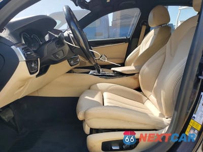 Zdjęcie 7 z 12 samochodu: 2019 BMW 530E VIN:WBAJA9C51KB399745 - miniatura