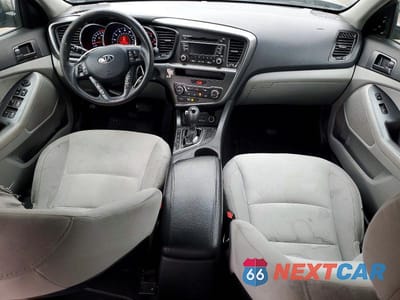 Zdjęcie 8 z 11 samochodu: 2013 KIA OPTIMA LX VIN:5XXGM4A78DG123118 - miniatura